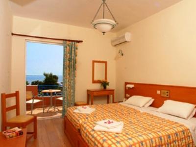 Margarita Beach Hotel Agia Marina Exterior foto