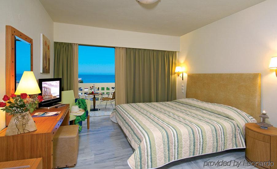 Margarita Beach Hotel Agia Marina Exterior foto